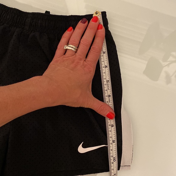 Nike running shorts- mesh with drawstring - Picture 9 of 11